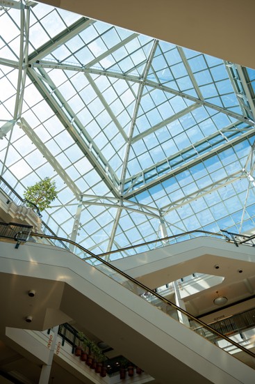 image of mall and escalator. DSC01832.jpg